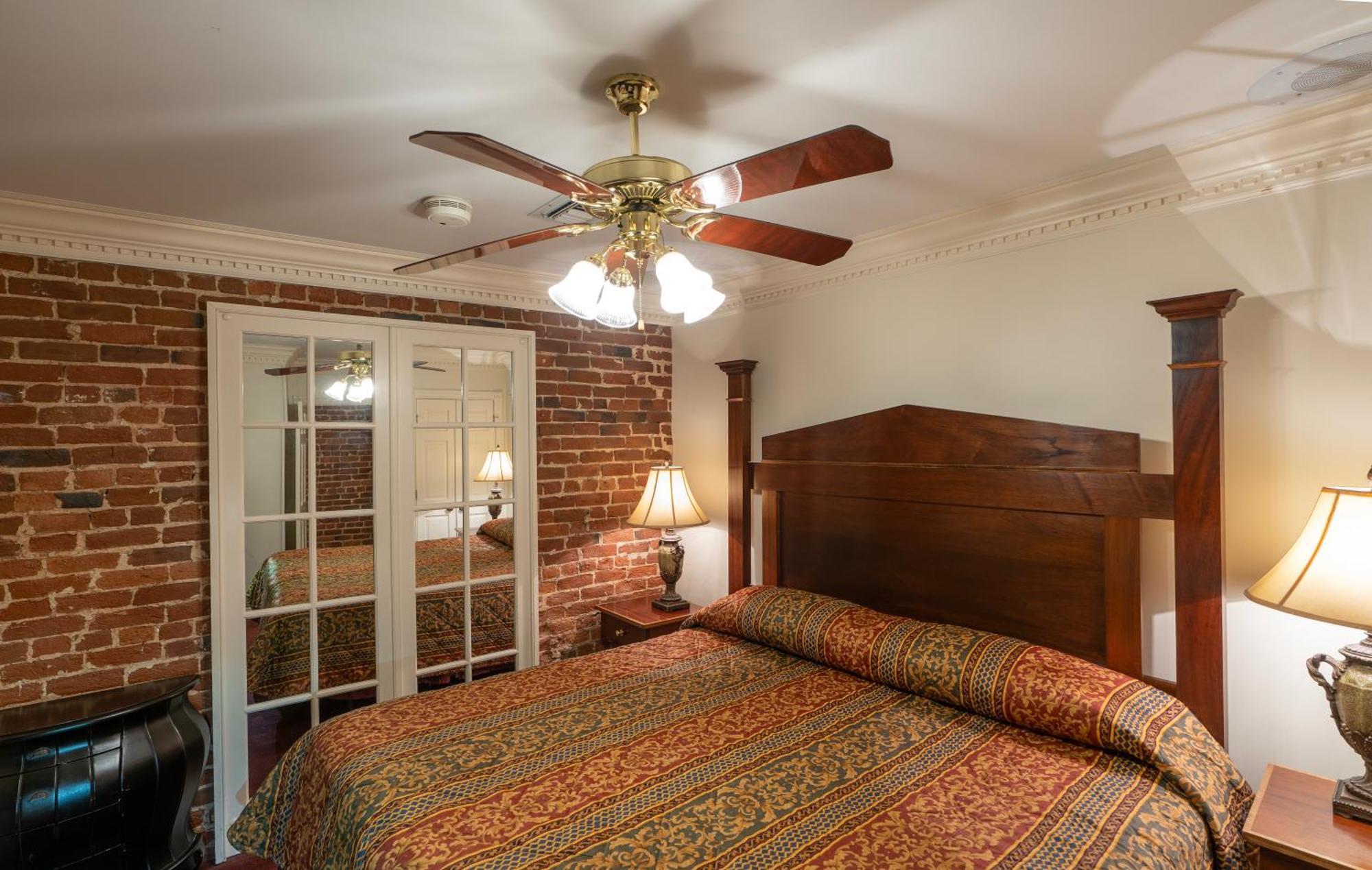 Quarter House Suites นิวออร์ลีนส์ ภายนอก รูปภาพ