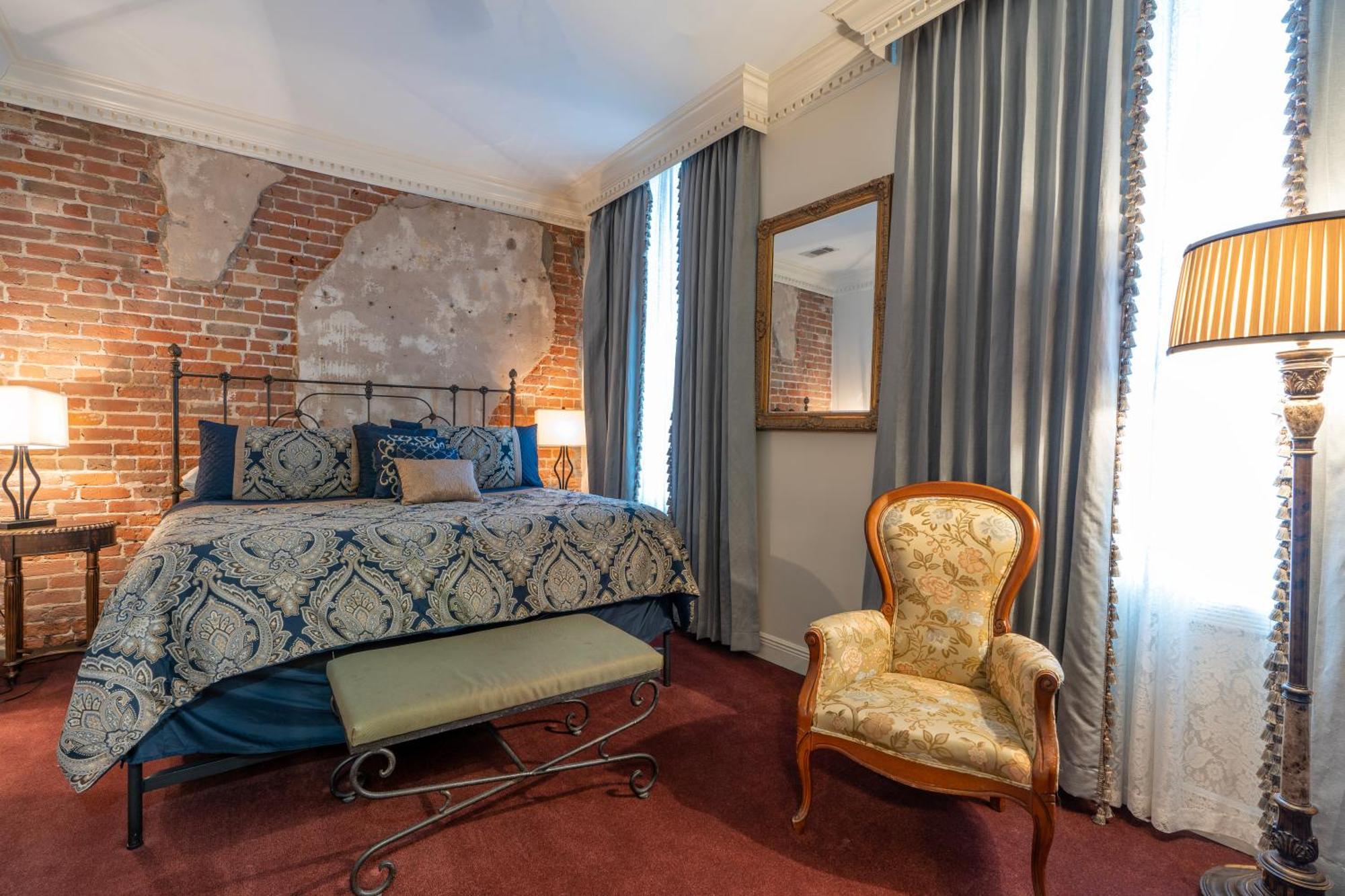 Quarter House Suites นิวออร์ลีนส์ ภายนอก รูปภาพ