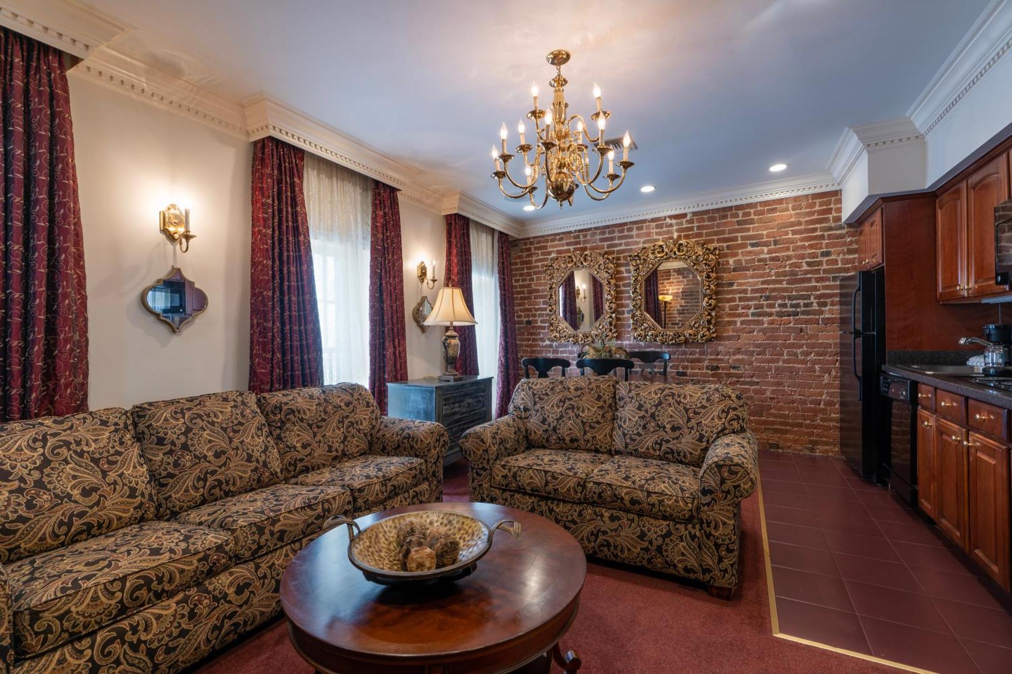 Quarter House Suites นิวออร์ลีนส์ ภายนอก รูปภาพ