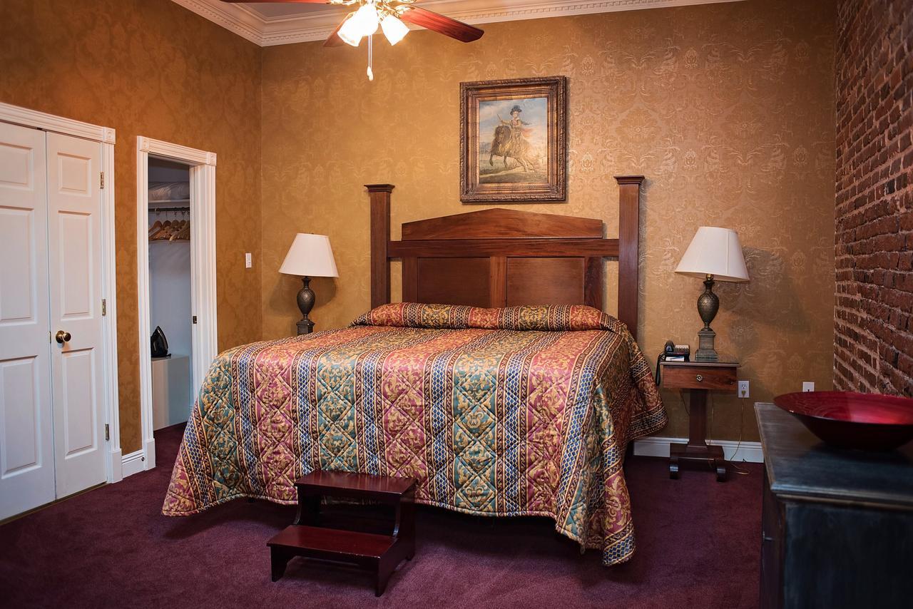 Quarter House Suites นิวออร์ลีนส์ ภายนอก รูปภาพ